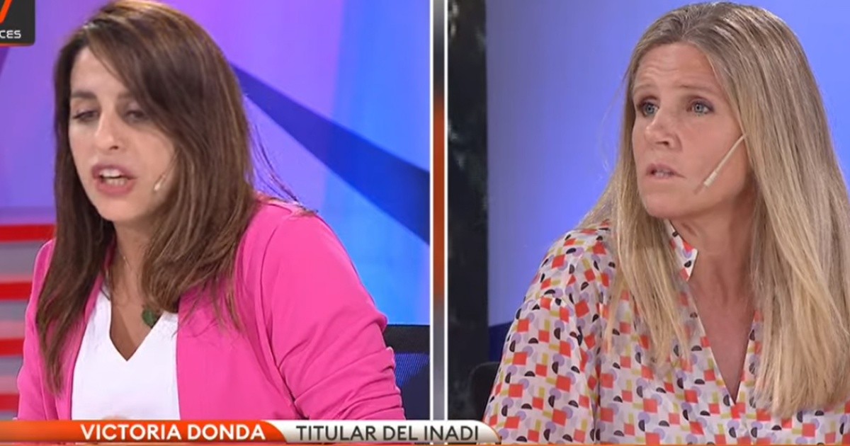 Fuerte cruce entre Victoria Donda y Cynthia Hotton: del "fanatismo religioso" al pedido de renuncia