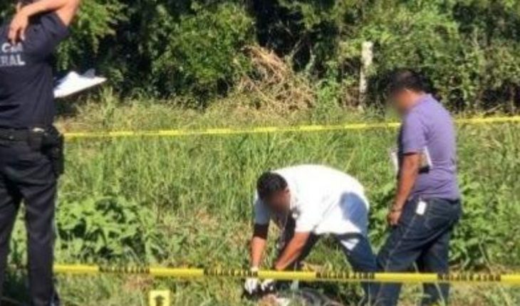 Hallan dos hombres decapitados junto a mensaje en Michoacán