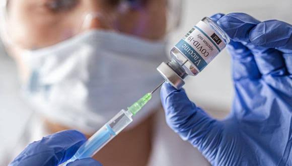 Investigador nicolaita exhorta a no tener miedo a las vacunas y coadyuvar en disminuir mutaciones