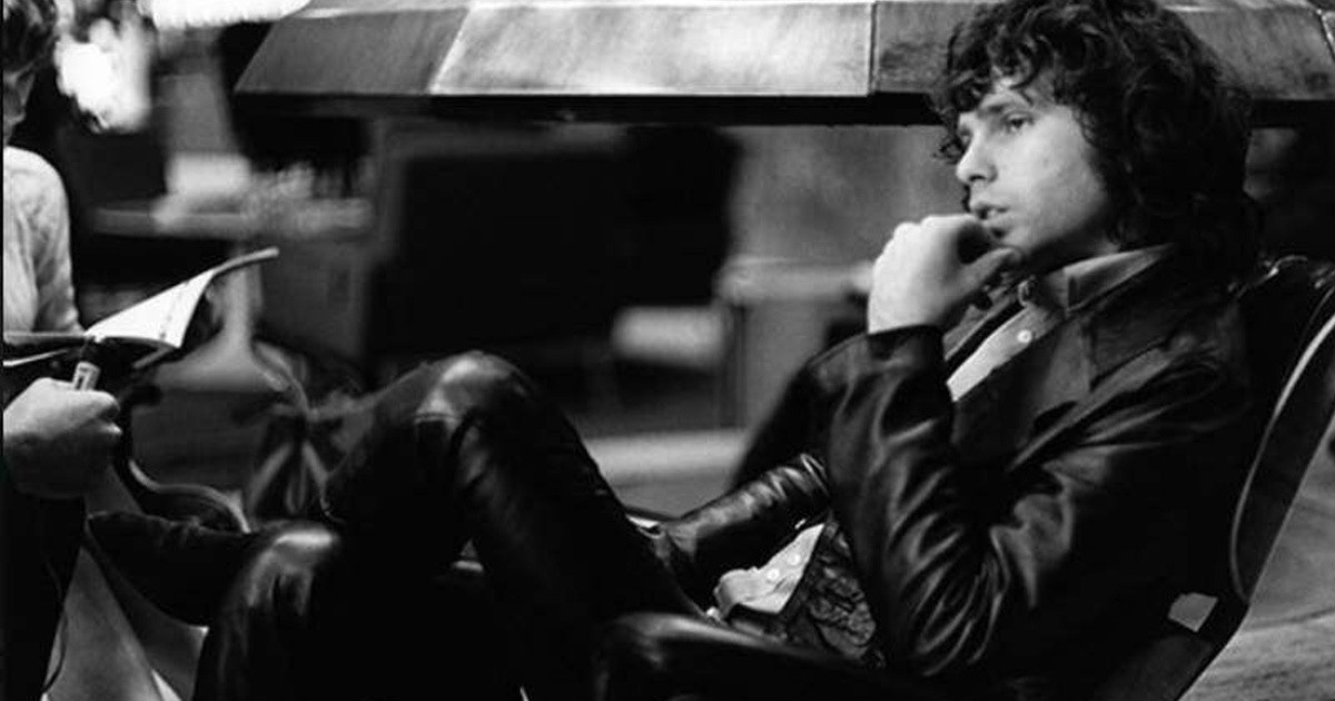 Jim Morrison, "The Doors" y los 77 años del poeta maldito