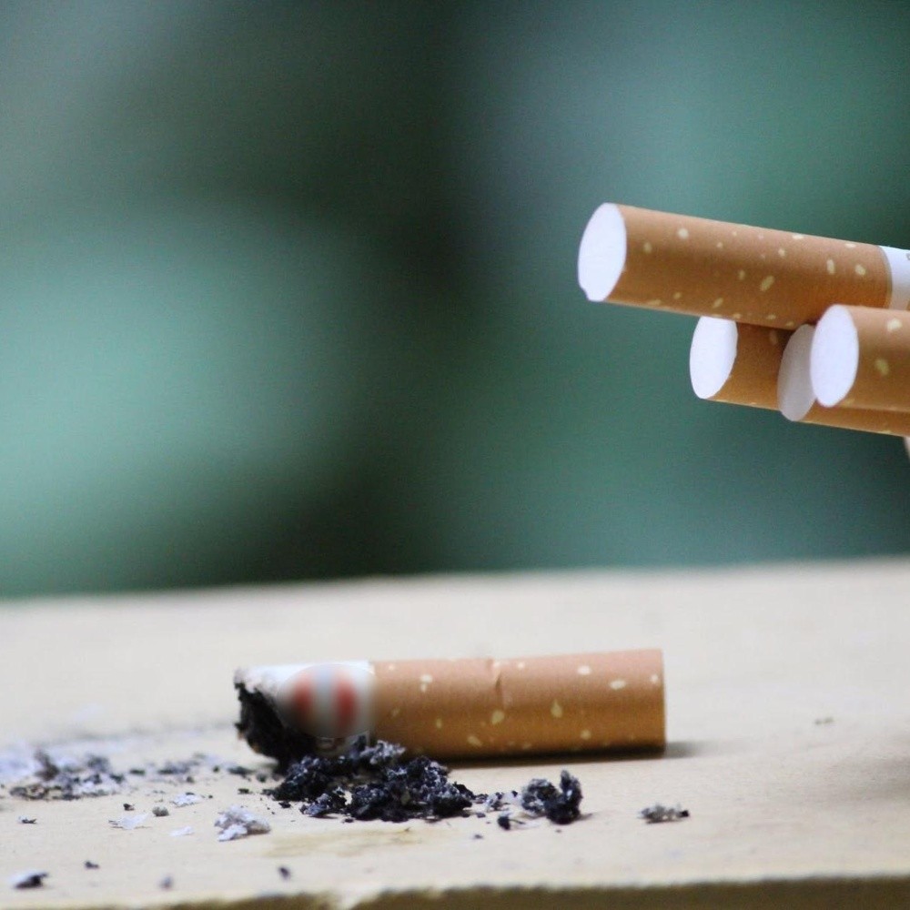 La OMS lanza campaña para ayudar a personas fumadoras