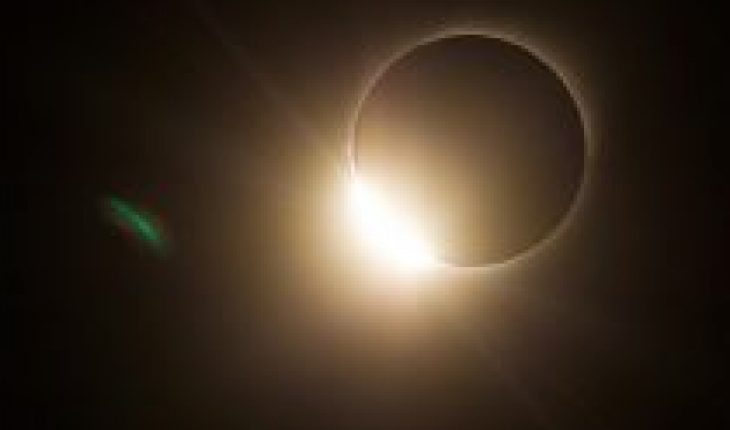 Meteorología pronostica nublado y chubascos para el día del eclipse en regiones del Biobío y La Araucanía