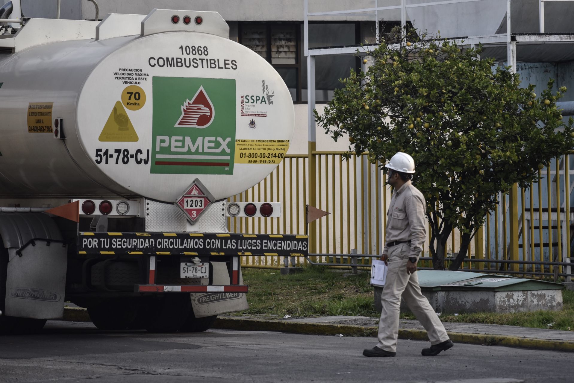 Pemex revoca contratos a compañías socias de empresa de prima de AMLO