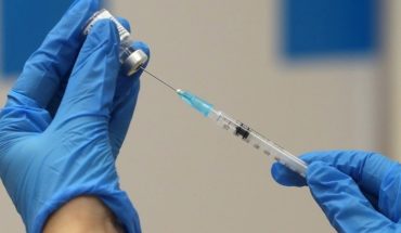 Vacuna contra el COVID-19: en qué se diferencian la Sputnik V y la de Pfizer