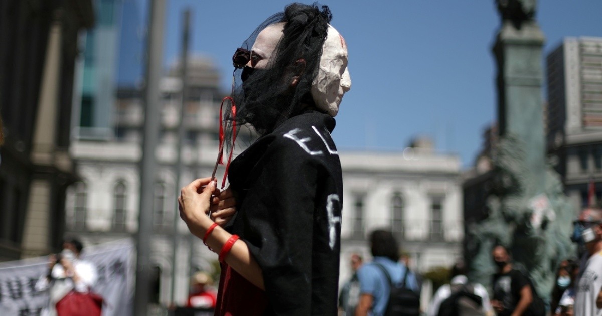 Chile: present pardon project for prisoners for social outburst