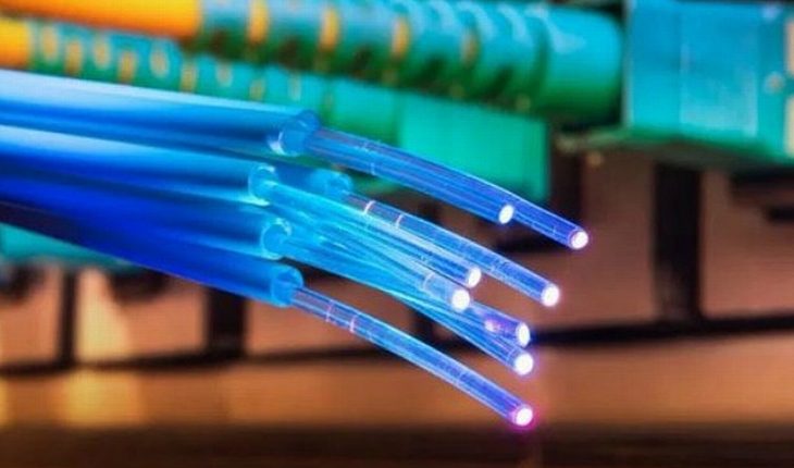 translated from Spanish: Fiber optic connections double in different communes in first semester