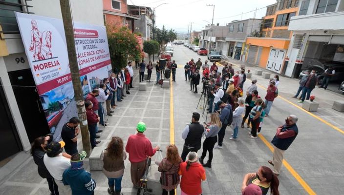 Inauguration of the integral rehabilitation of Raza Azteca street of Lomas de Santiaguito