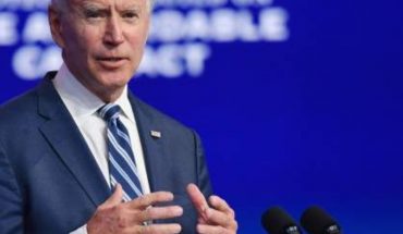 translated from Spanish: Joe Biden introduces Miguel Cardona as candidate for Secretary of Education