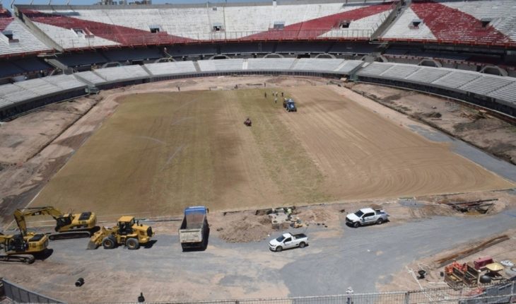 translated from Spanish: River revealed the first images of the Monumental’s new playing field