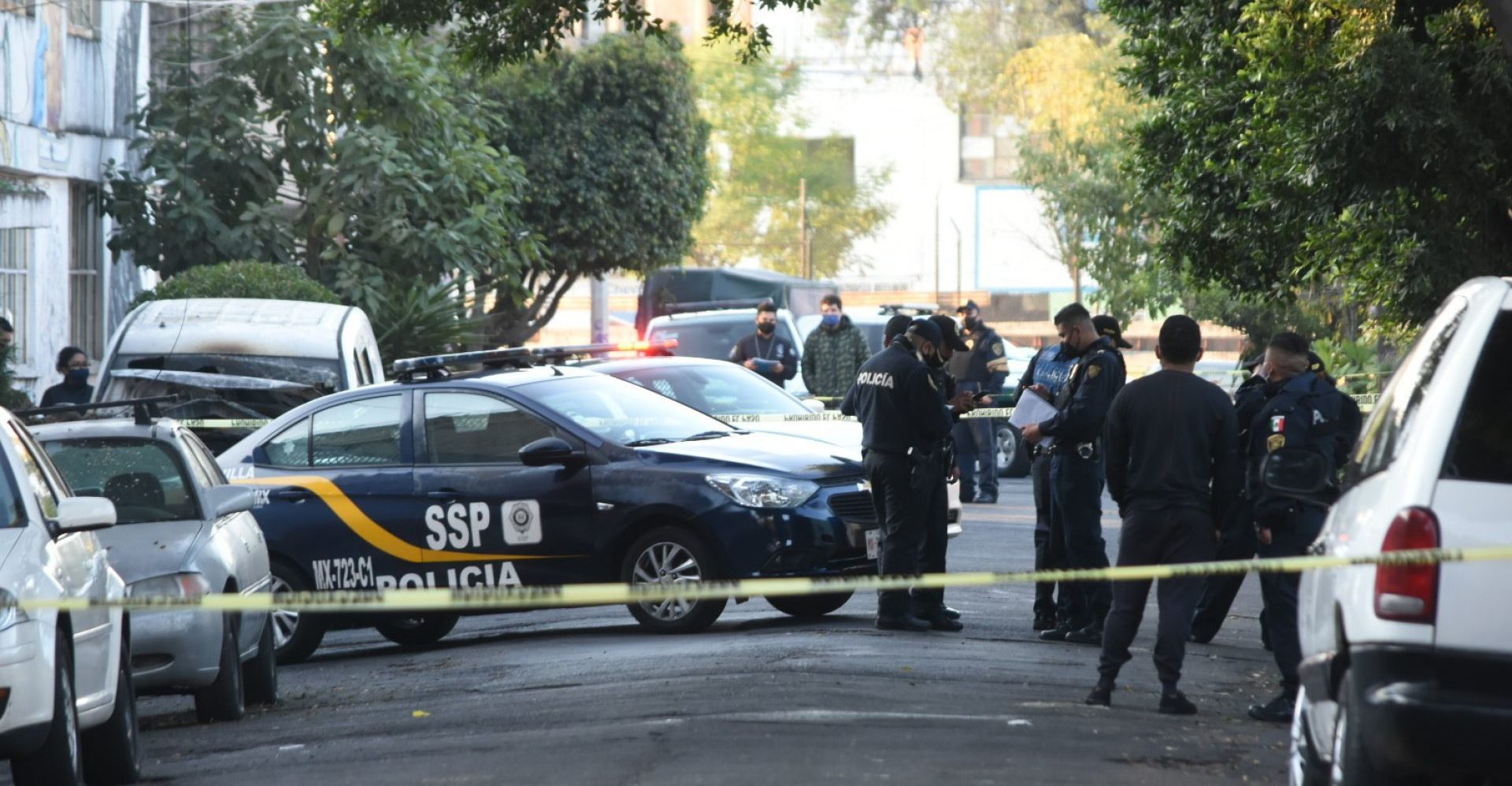 They calcin two bodies in front of NGOs in CDMX; it's an act of intimidation, they accuse
