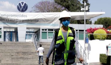 Aumentan casos COVID y muertes en armadoras de Guanajuato y Puebla