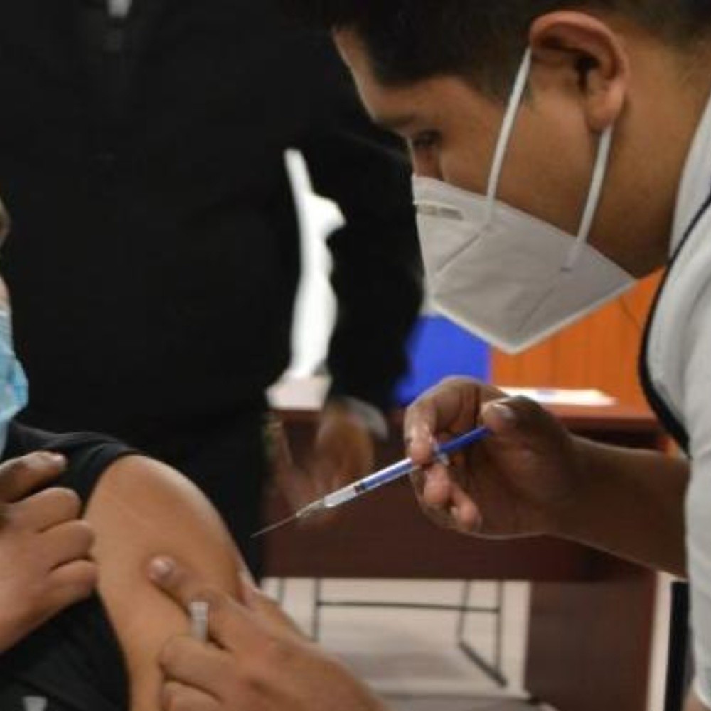 Héroes del sector salud de Guanajuato reciben su vacuna contra el Covid-19