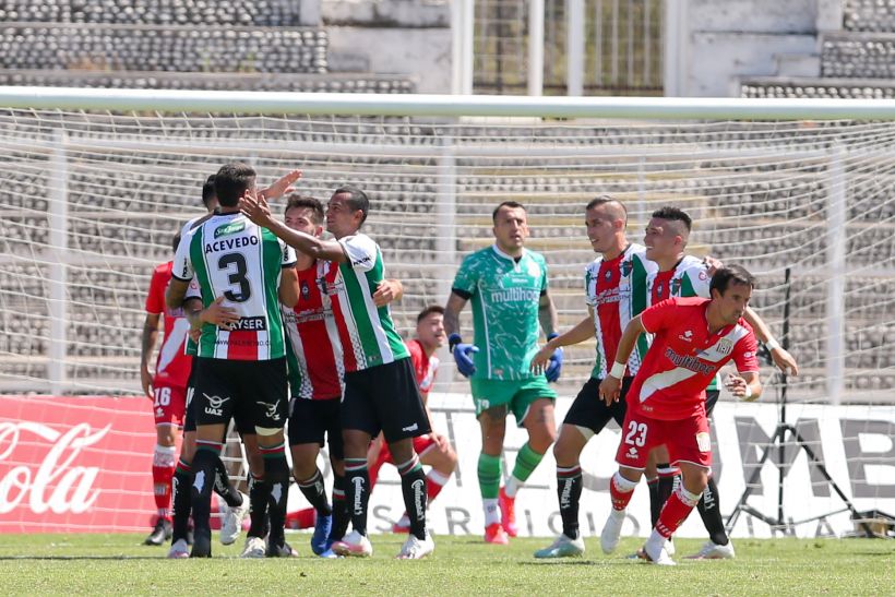 Palestino superó a Curicó Unido y trepa al sexto lugar en el Campeonato Nacional