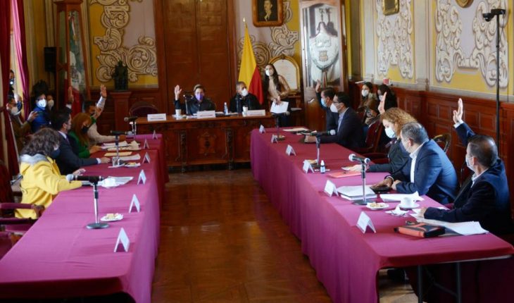 translated from Spanish: Cabildo approves adjustments to the MYP