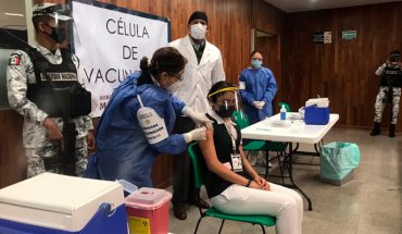 translated from Spanish: I don’t know will vaccinate non-priority covid-19 staff, authorities reiterate