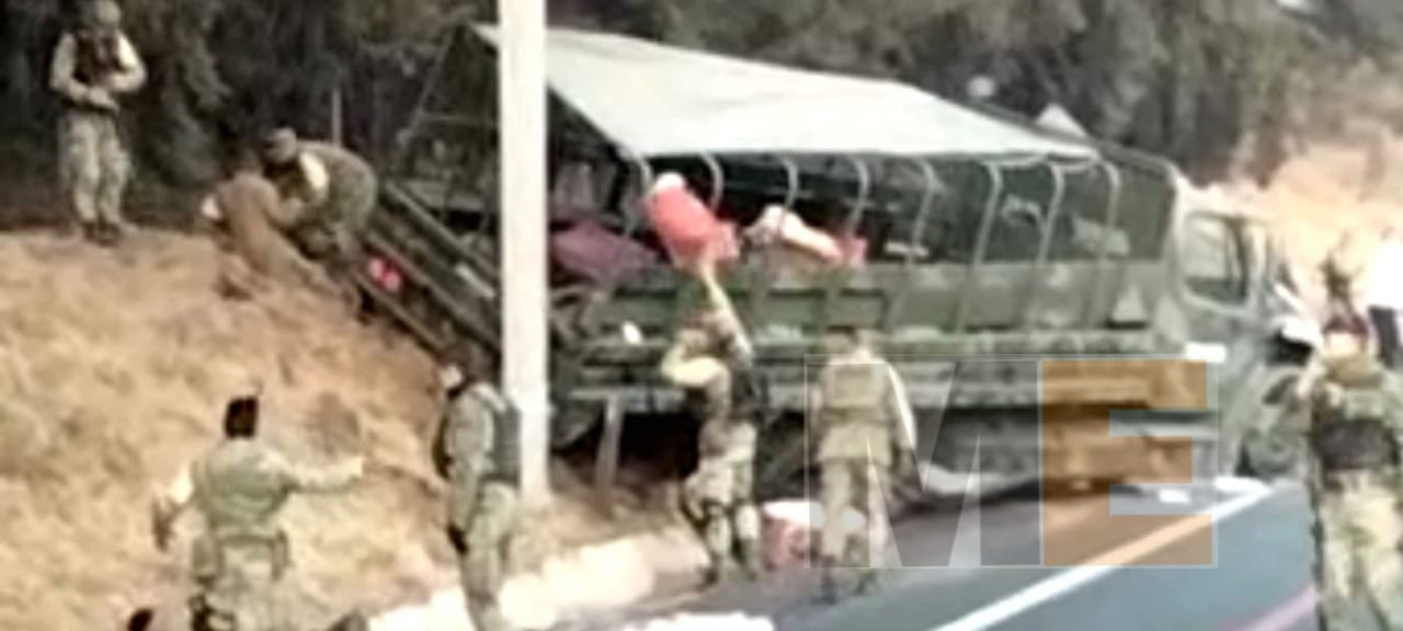 Al menos 20 militares heridos al accidentarse en camión de la Sedena en la pista “Siglo XXI”