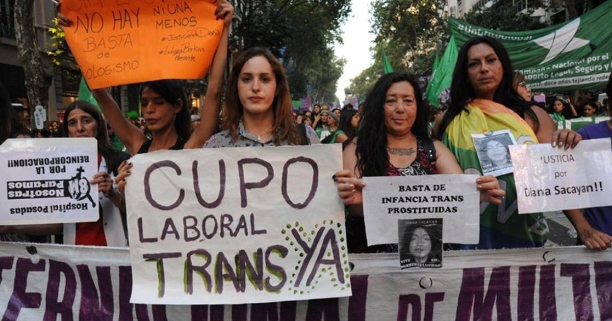 Banderazo por la Ley de Cupo e Inclusión Laboral Travesti Trans