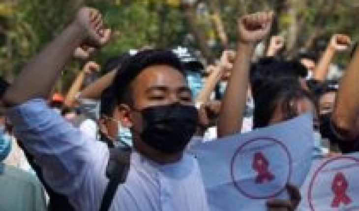 Dos manifestantes mueren por disparos en Birmania