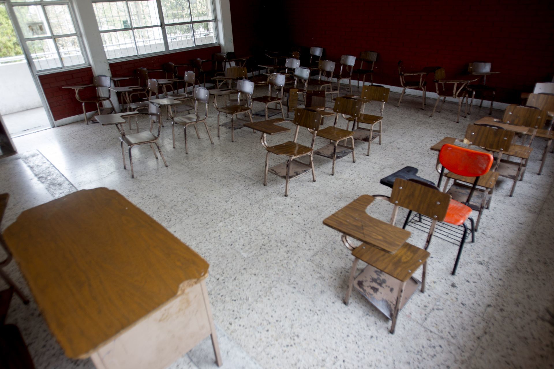 Escuelas particulares anuncian regreso a clases presenciales en marzo