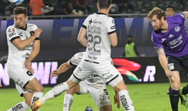 Mazatlán FC golea a 3-0 a Querétaro y sale de la mala racha