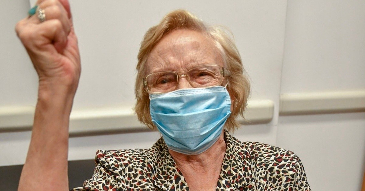 Una mujer de 90 años se convirtió en la vacunada un millón de la Argentina