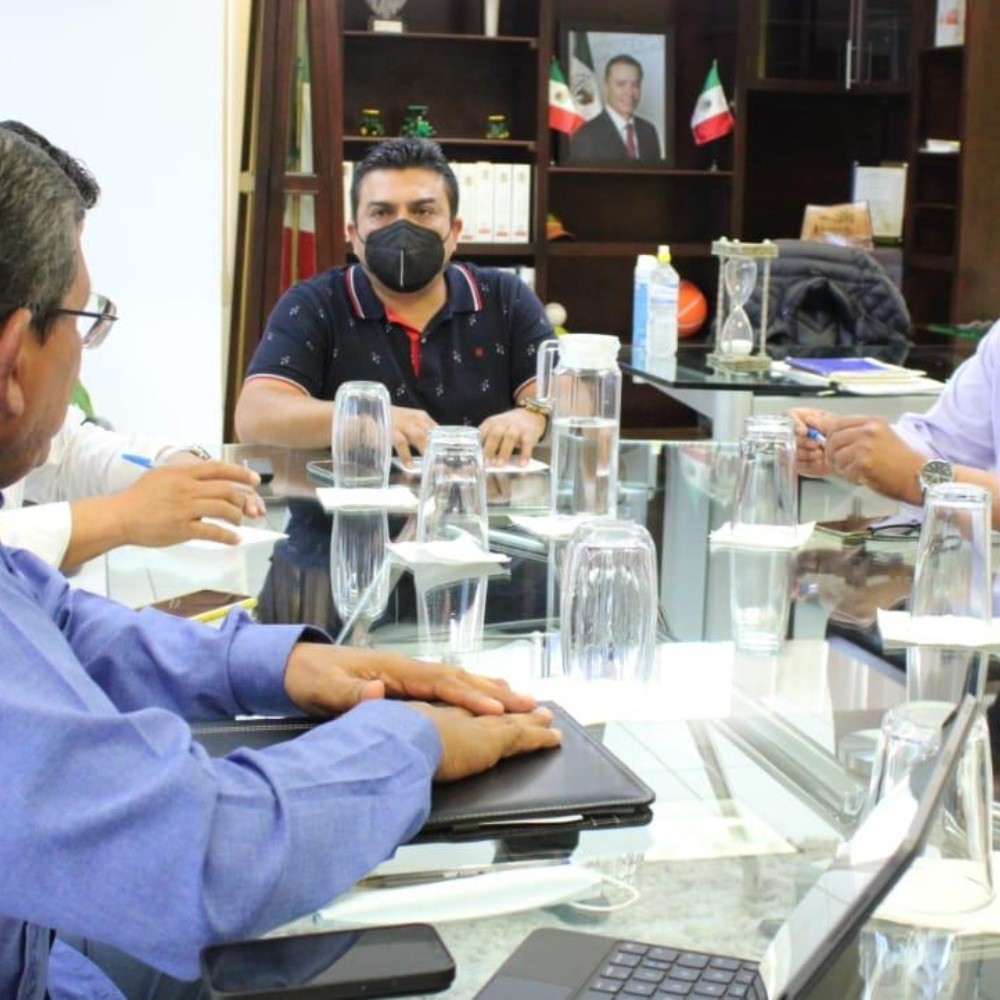 Alcalde de Angostura se reúne con Delegado del Gobierno Federal 