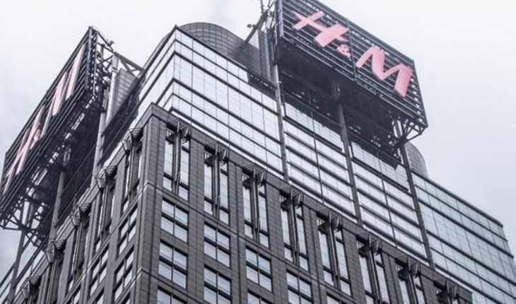 Bajan ventas en H&M; aumentan en segundo trimestre