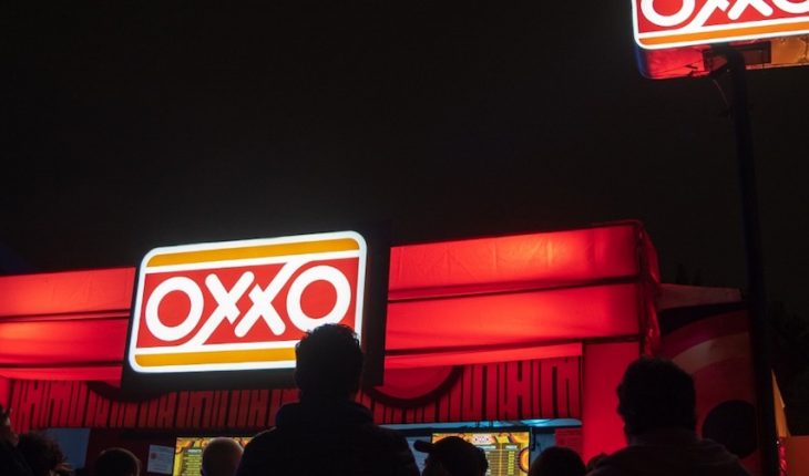 Cada OXXO paga 14 mil al mes por energía renovable: Femsa a AMLO