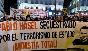Continúan las protestas en España por encarcelamiento del rapero Pablo Hasél