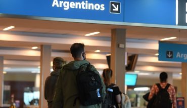 El Gobierno anunció el cierre de fronteras con Brasil, Chile y México