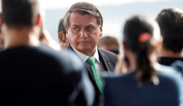 En plena crisis sanitaria, Bolsonaro estudia cambios en el ministerio de Salud