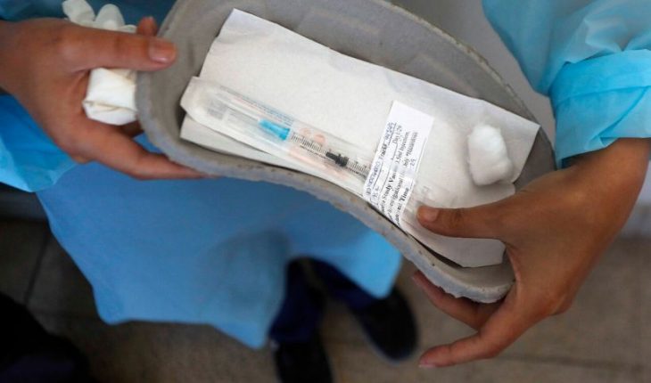 ISP dijo que no se justifica tomar medidas sanitarias por vacuna AstraZeneca