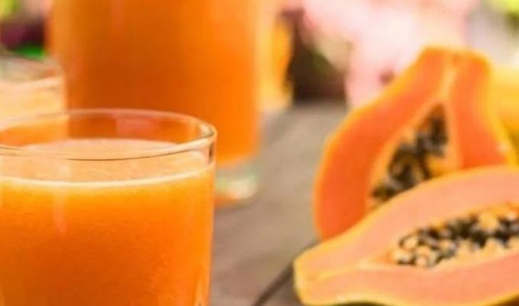Jugo de fresa y papaya para aliviar la acidez estomacal