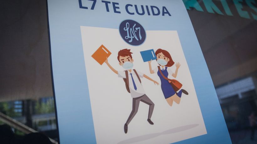 Liceo 7 de Providencia pasó oficialmente a ser mixto
