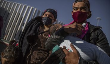 Migrantes solicitantes de asilo en EU son abandonados en México