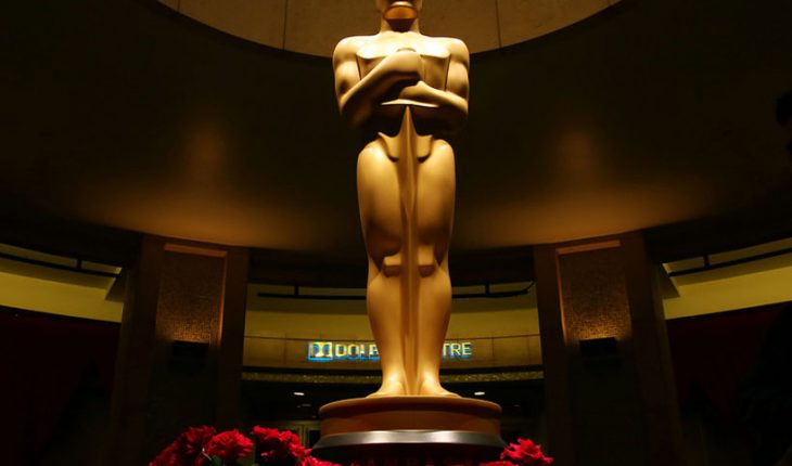 Productores de los Oscar descartaron enlaces virtuales por Zoom para nominados que no puedan asistir