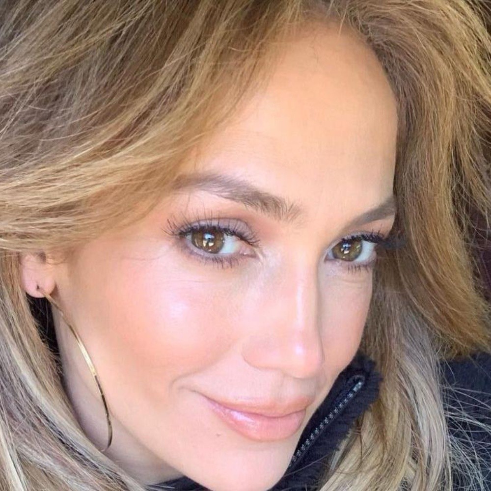 Sin maquillaje Jennifer Lopez sorprende a sus millones de fans