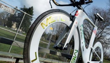 Smart Tire Company fabrica bicicleta con ruedas de la NASA
