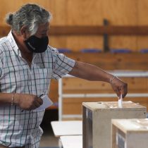 Tres días de votación y bandas horarias: Expertos electorales presentaron alternativa a potencial postergación de las elecciones del 11 de abril