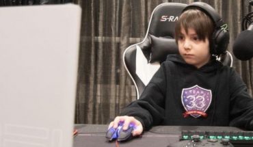 translated from Spanish: 8-year-old is the youngest Fortnite professional in the world