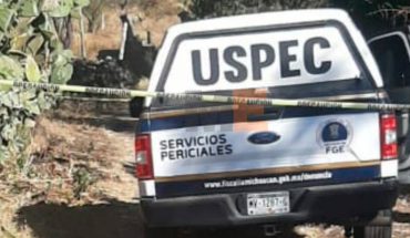 translated from Spanish: Baleado corpse is found in a gap of St. Angel Zurumucapio, Michoacán