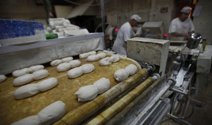 translated from Spanish: Bread producers say quarantine restrictions affect “seriously thousands of bakers”