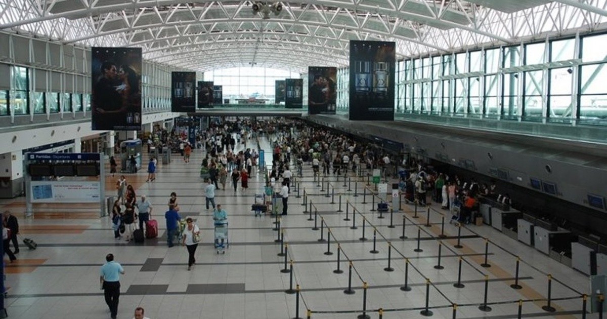 In order to ensure protocols, international flights will be rescheduled