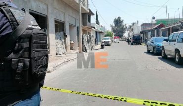 translated from Spanish: Motorist is shot dead in Uruapan, Michoacán