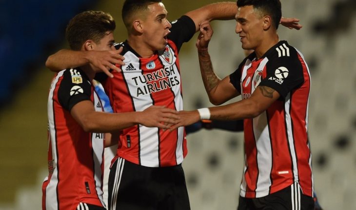 translated from Spanish: River flourished in Mendoza and beat Godoy Cruz with half a dozen goals