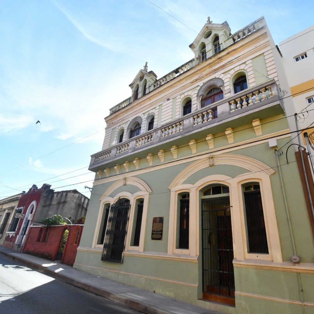 They rescue Mazatlan's past as a pirate shelter
