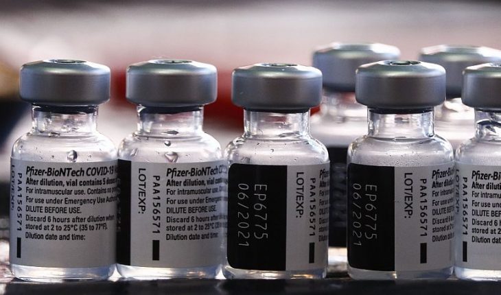 BioNTech y Pfizer piden autorización a la EMA para vacunar a adolescentes