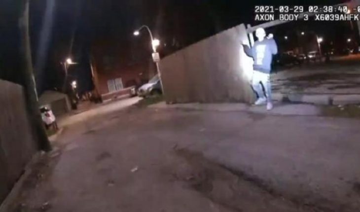 Caso Adam Toledo: video reveló que niño tenía las manos arriba cuando policía le disparó y dio muerte