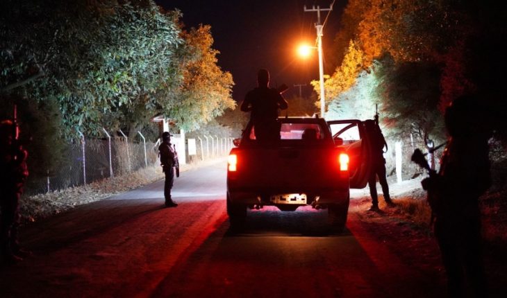 Con drones lanzan granadas contra policías en Aguililla, Michoacán