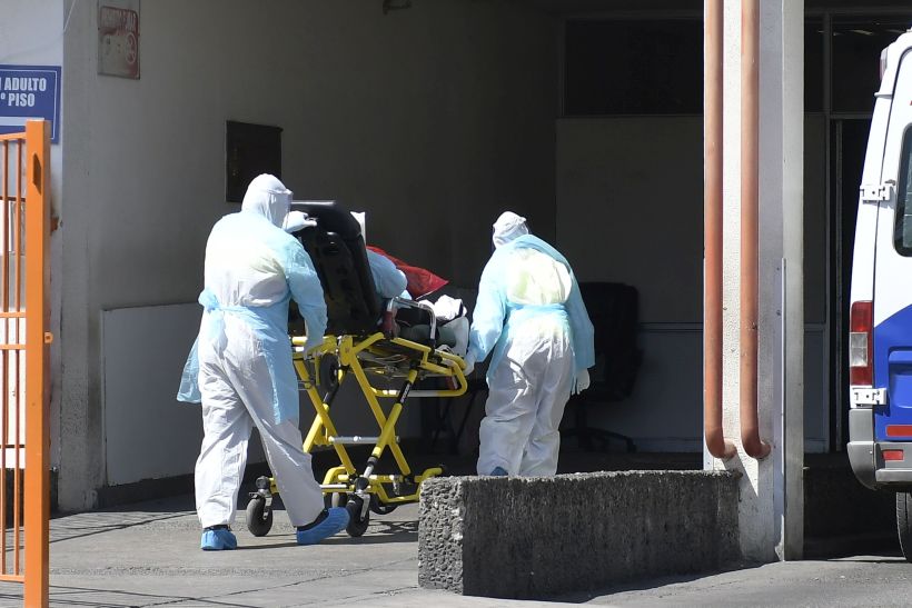 Informe epidemiológico: Chile registra casi 33 mil muertes por Covid-19